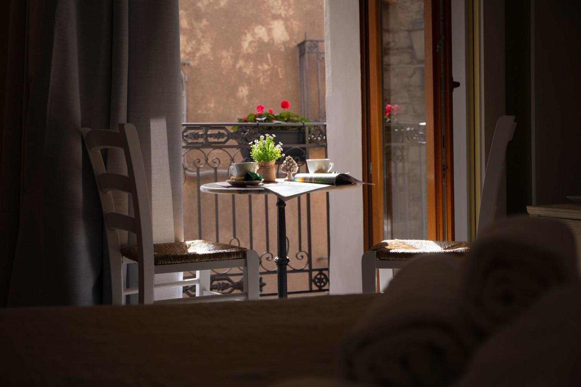 Porta Soprana Luxury Guest House & Spa Sclafani Luaran gambar