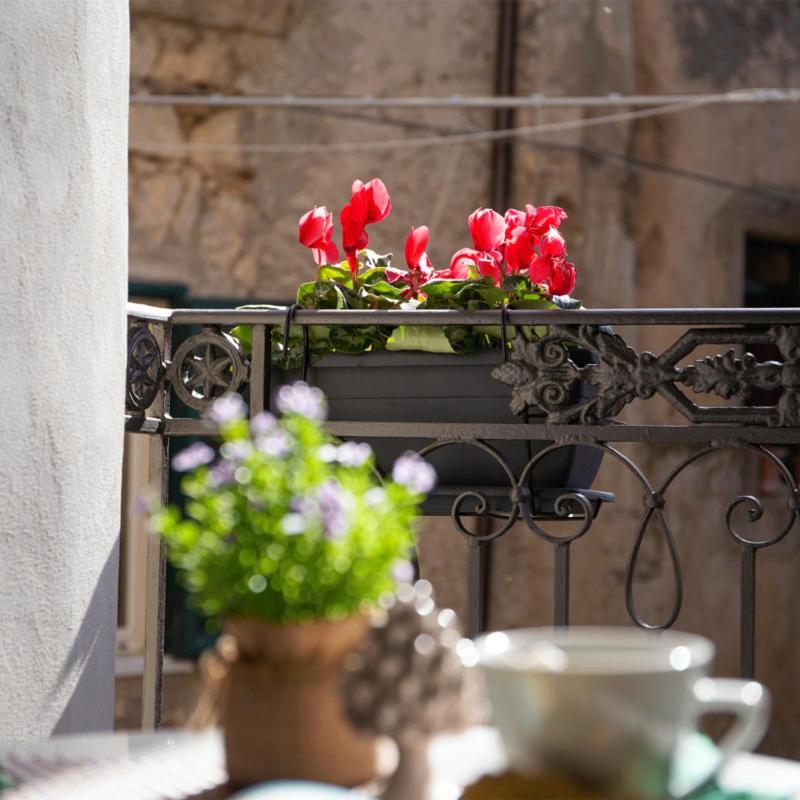 Porta Soprana Luxury Guest House & Spa Sclafani Luaran gambar